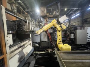 ダイカストロボット